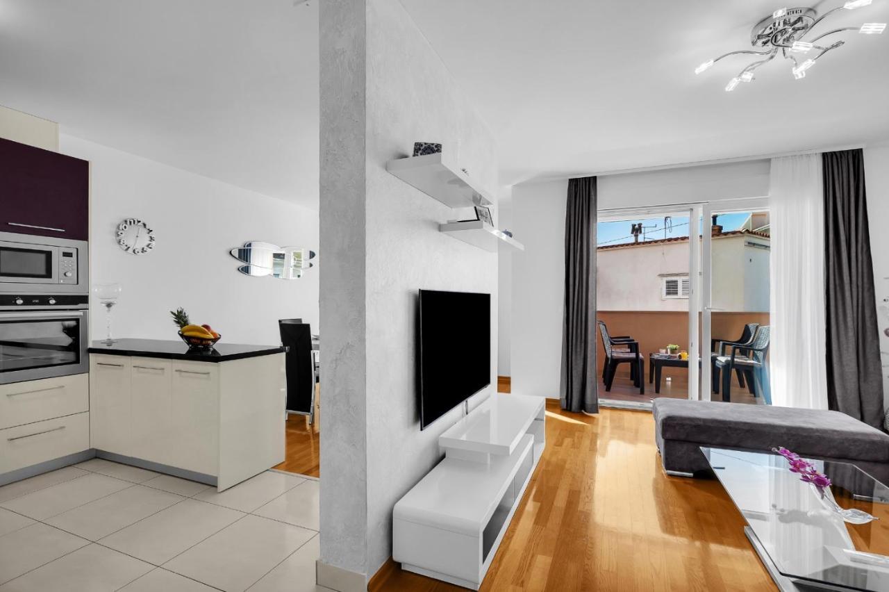 Apartman Linea มาคาร์สกา ภายนอก รูปภาพ