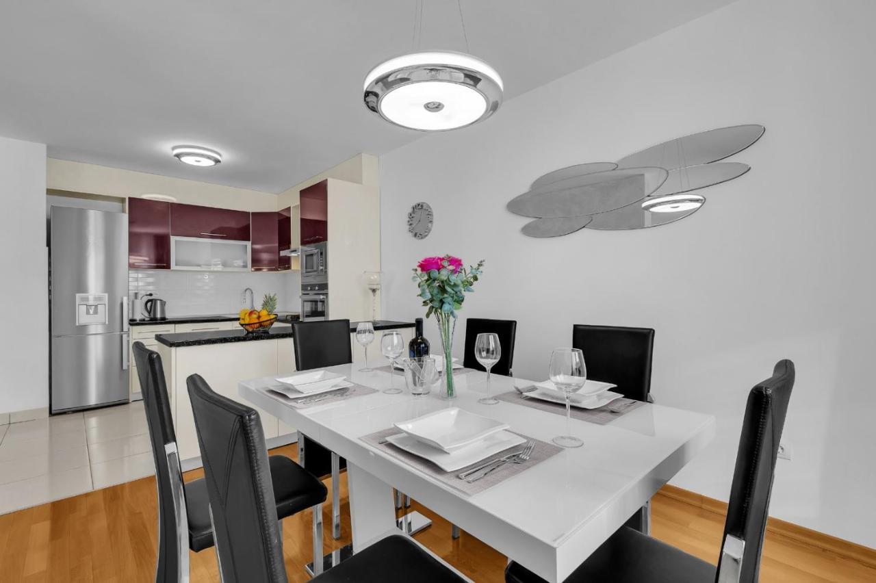 Apartman Linea มาคาร์สกา ภายนอก รูปภาพ