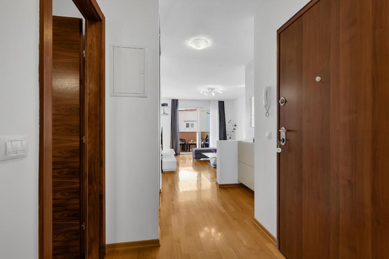 Apartman Linea มาคาร์สกา ภายนอก รูปภาพ