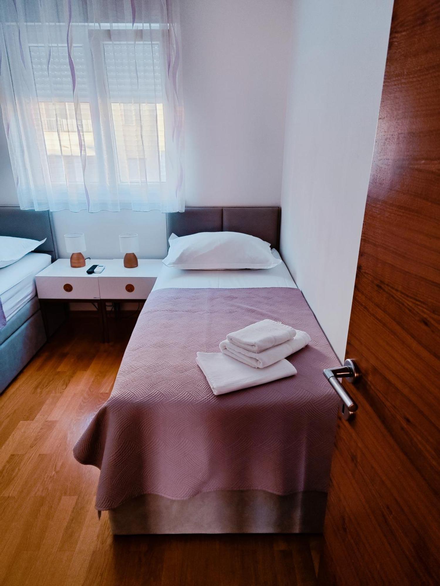 Apartman Linea มาคาร์สกา ภายนอก รูปภาพ